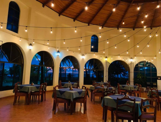 Food & Drinks 3, Hotel Delfin Playa Bejuco, Parrita
