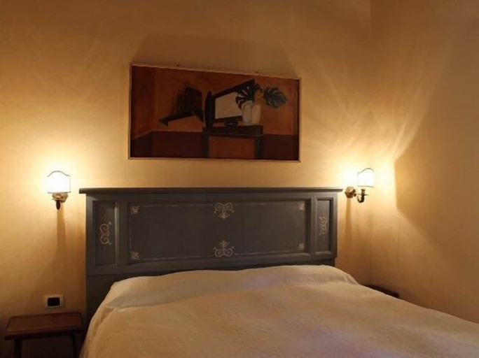 Bedroom 3, Agriturismo Castello Santa Margherita, Latina