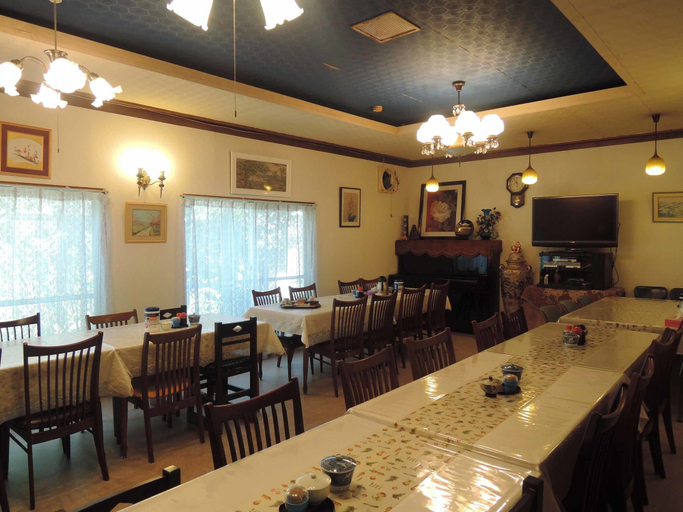 Food & Drinks 4, Kenrokuen Inn, Nobeoka