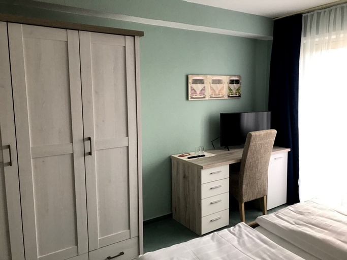 Bedroom 2, City Hotel Kaiserhof, Regionalverband Saarbrücken
