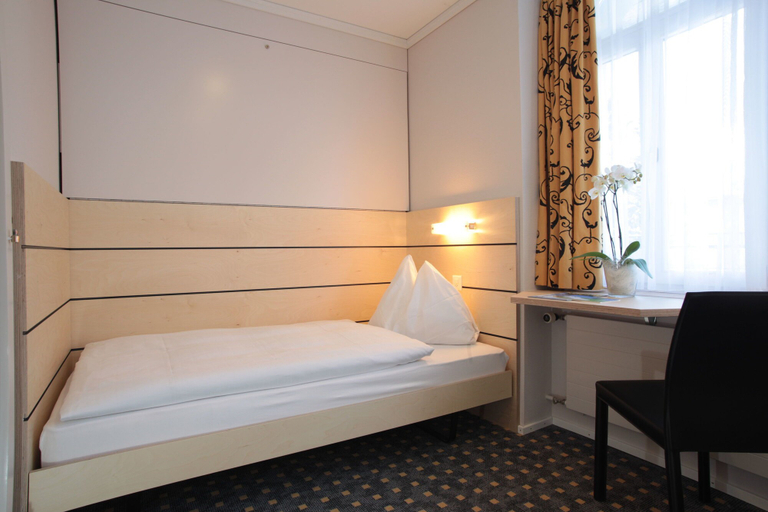 Bedroom 3, Belvedere Swiss Quality Hotel, Interlaken