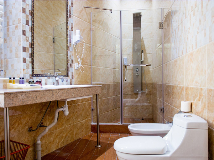Bathroom 5, Hotel Zhibek Zholy, Shymkent
