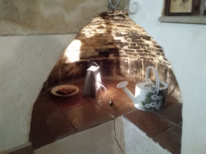 Private kitchen 4, Grotta Paradiso, Ragusa