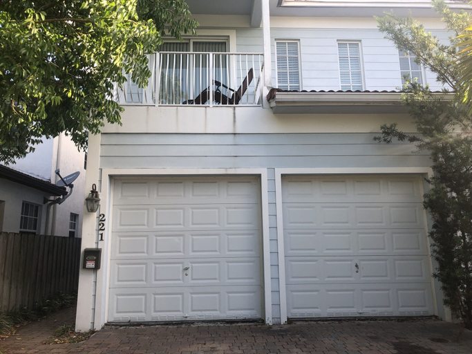 Exterior & Views, Huge House near Cruise Port, Broward