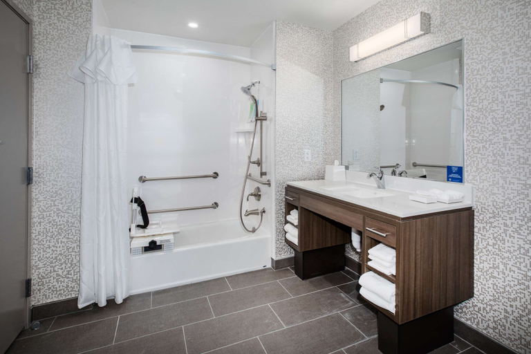 Bathroom 4, Home2 Suites by Hilton Roswell, NM, Chaves