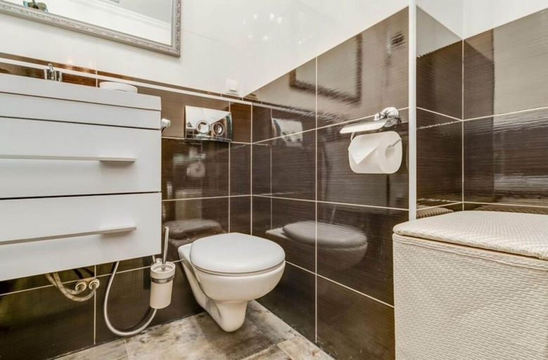 Bathroom 3, Apartments on Leninsky Prospekt, Sankt-Peterburg gorsovet