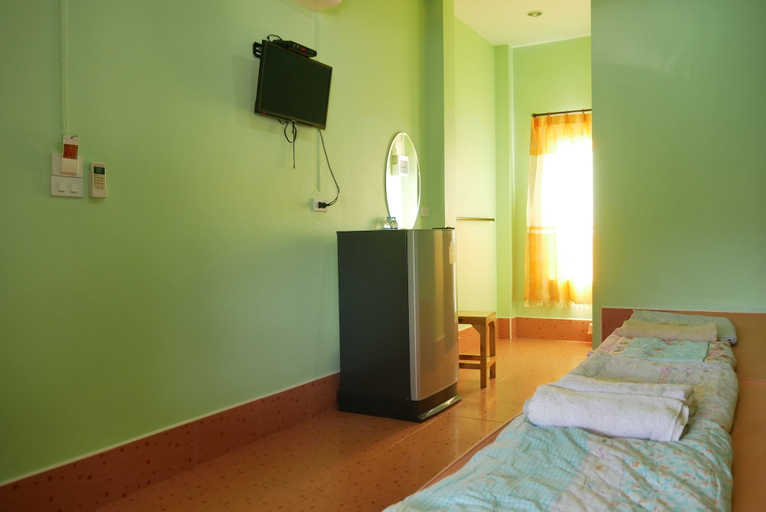 Bedroom 2, Kwanjai Resort, Tha Mai