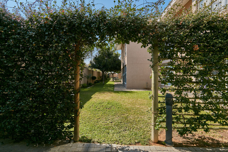 Exterior & Views 2, Regent Select Hotel, Gaborone