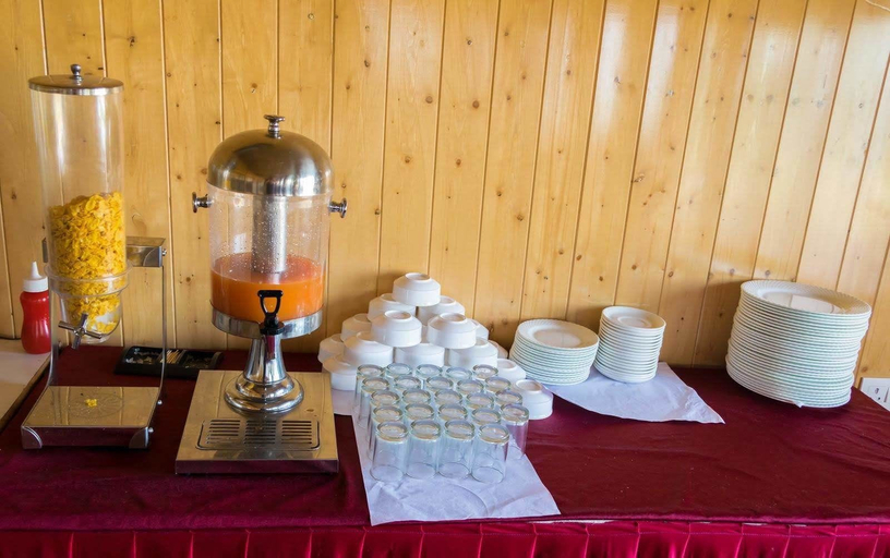 Food & Drinks 5, KVR Clarks Inn, Kufri, Shimla