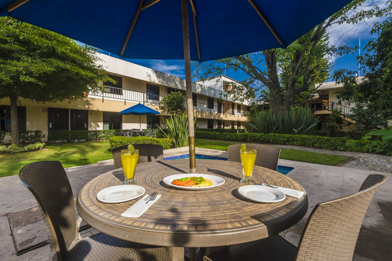 Food & Drinks 5, Hotel Puerta Del Sol, Zapopan