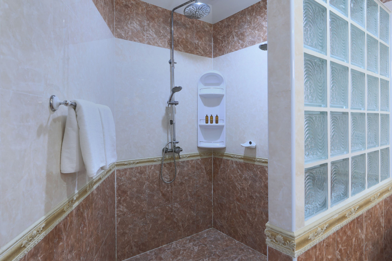 Bathroom 5, Sweet Villa Pattaya, Pattaya
