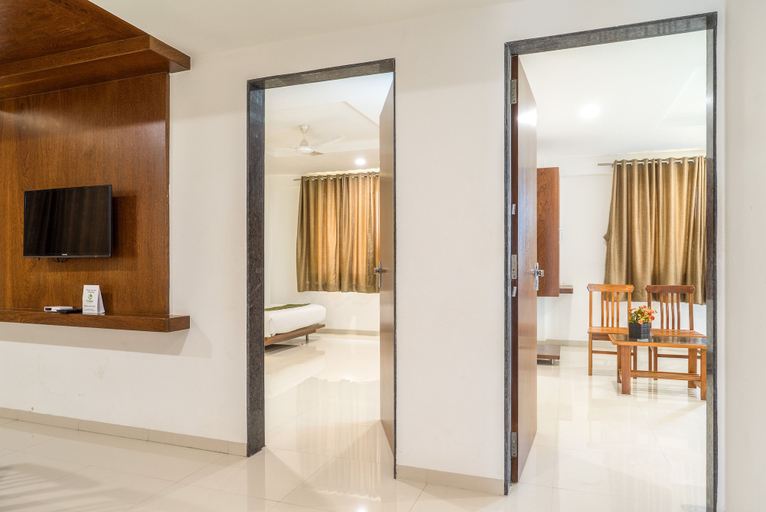 Bedroom 3, Hotel Pushpak Resort, Ahmadnagar