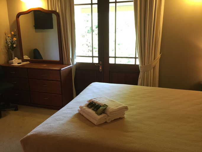 Bedroom 3, Relaxin, Baulkham Hills - North