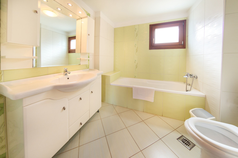 Bathroom 2, Stella Luxury Residence, Crete