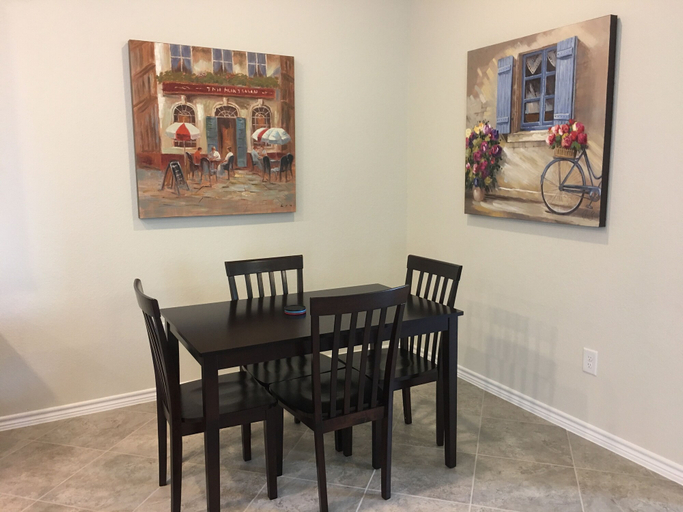 Others 4, Lake Front House 4BR2B In West Houston, Houston