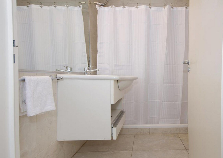 Bathroom, Velez Sarsfield Apartment AJC, Capital