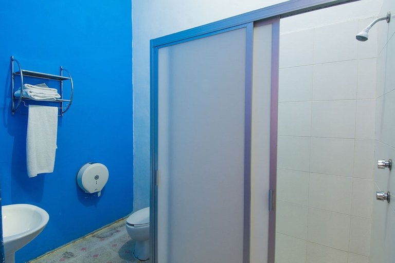 Bathroom 5, Hostal Amigo - Hostel, Mexico City