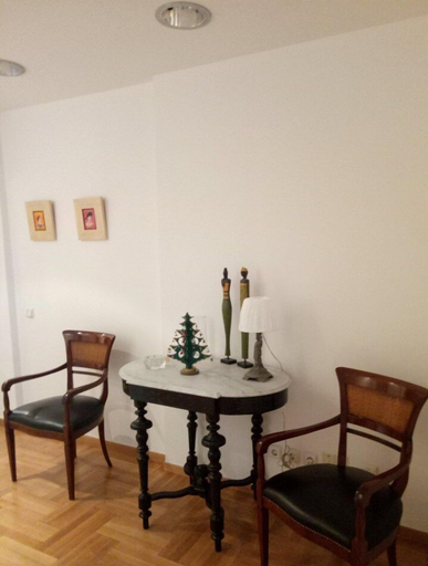Others 5, Luxury Flat with Amazing Lycabetus View, Attica