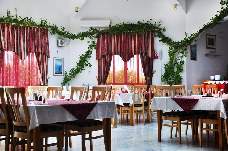 Food & Drinks 4, Jabal Akhdar Hotel, Izki