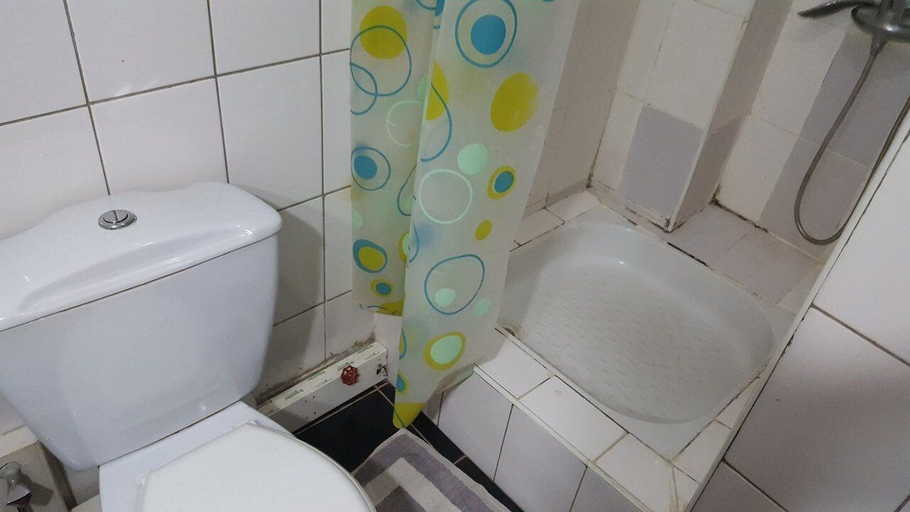 Bathroom, Karibotel, Analamanga
