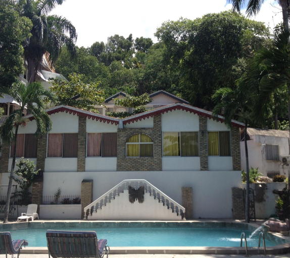 Sport & Beauty 4, Hotel Oloffson, Port-au-Prince