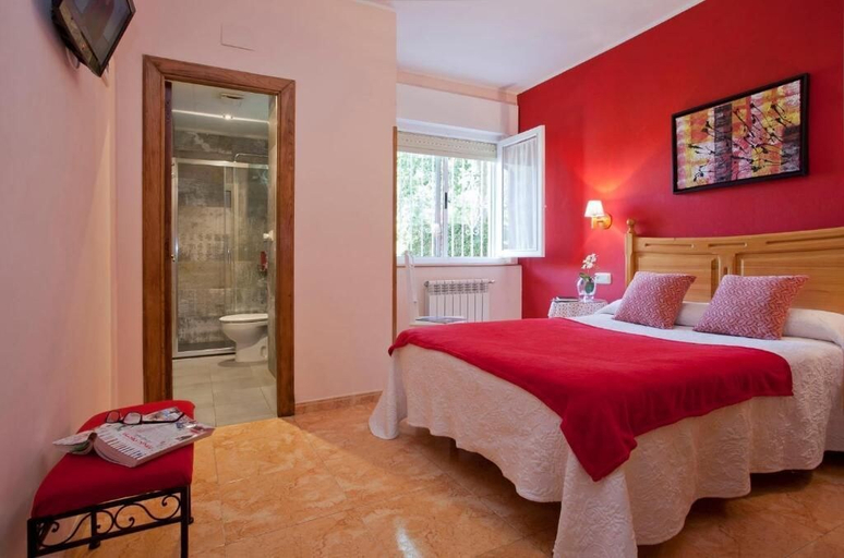 Bedroom 4, Hotel Alvaro, Asturias