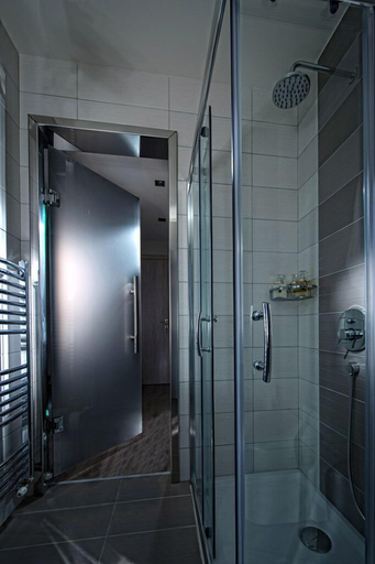 Bathroom 3, Villa Crete, Crete