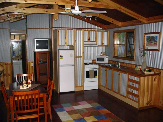 Others 4, Port Bayou Cottage, Corangamite - South