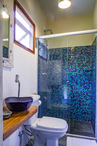 Bathroom 4, Banana Bamboo Ecolodge, Ubatuba