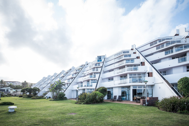 Exterior & Views 1, First Group La Cote D'Azur, Ugu