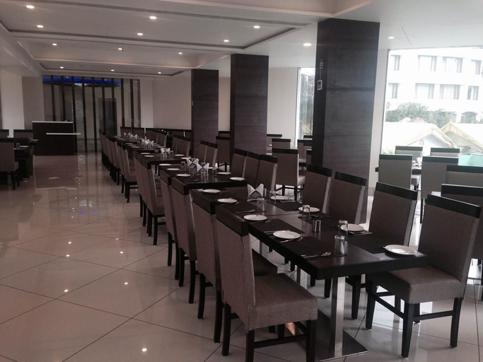 Food & Drinks 4, Hotel Lakeview, The Dangs