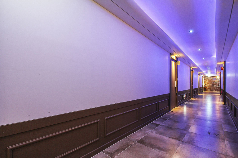 Others 5, Bobos Hotel, Cheonan