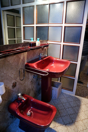 Bathroom 3, Venezia - Calle De Le Vele, Venezia