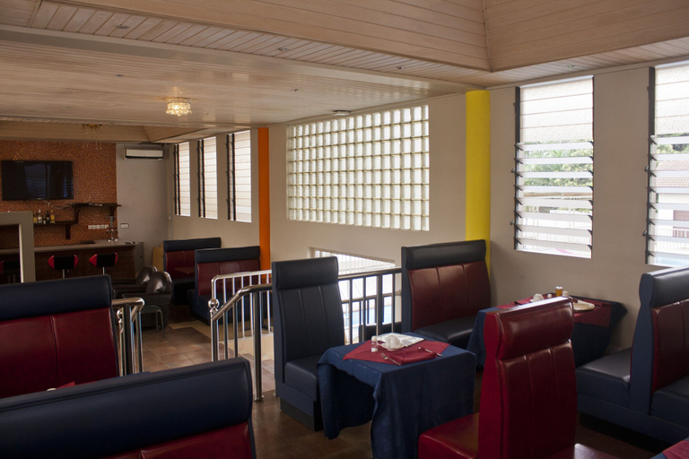 Food & Drinks, The Congress Hotel, Accra