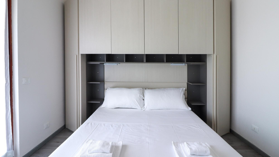 Bedroom 2, Tubino 8, Genova