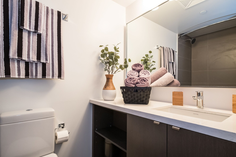 Bathroom 3, QuickStay - Yorkville Dream (Yonge & Bloor), Toronto