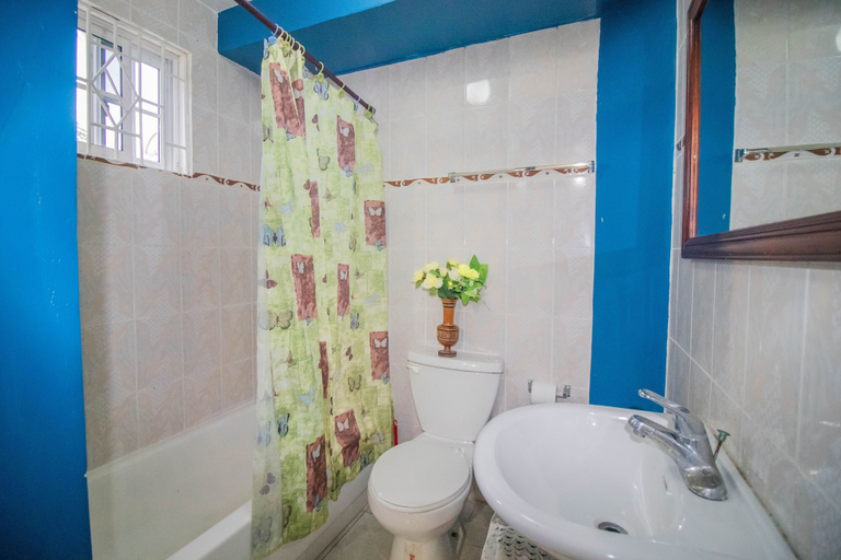 Bathroom 4, 9 bed Villa Montego 10 Minute Walk to the Beach