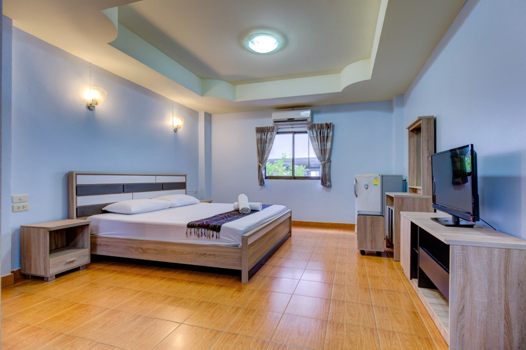 Bedroom 4, I-Rovers Sports Bar & Guesthouse, Pattaya