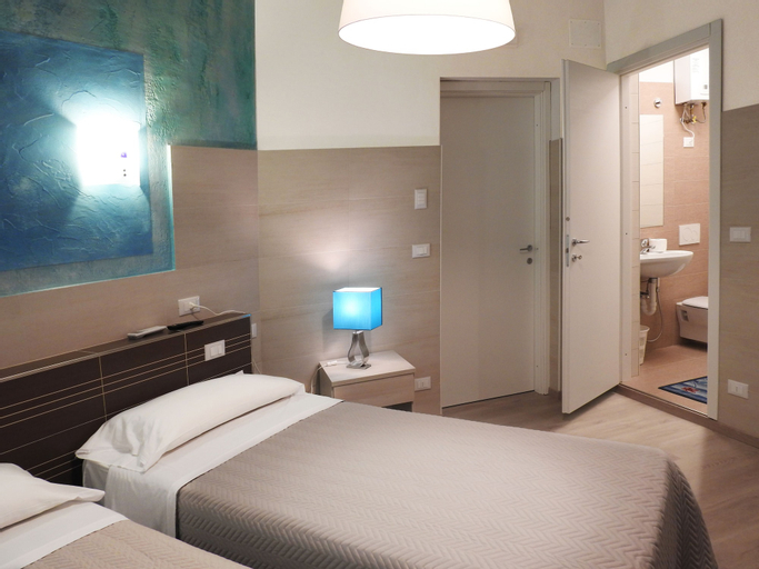 Bedroom 27