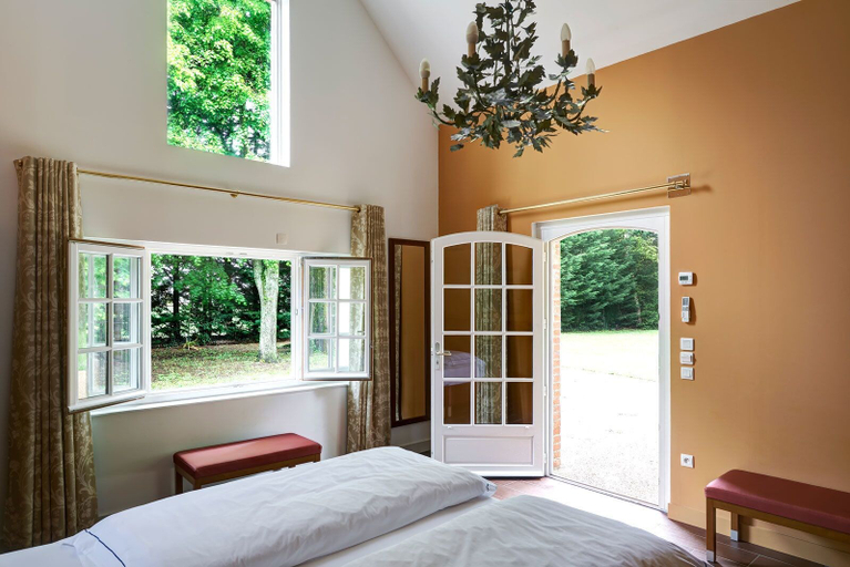 Bedroom 2, Manoir de Contres, Loir-et-Cher