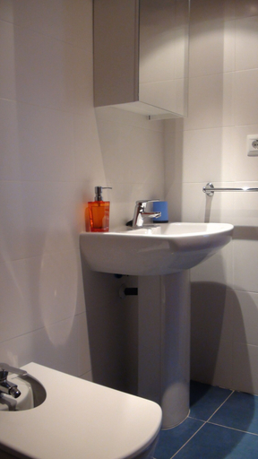 Bathroom 4, Holastays Jardines Del Turia, Valencia