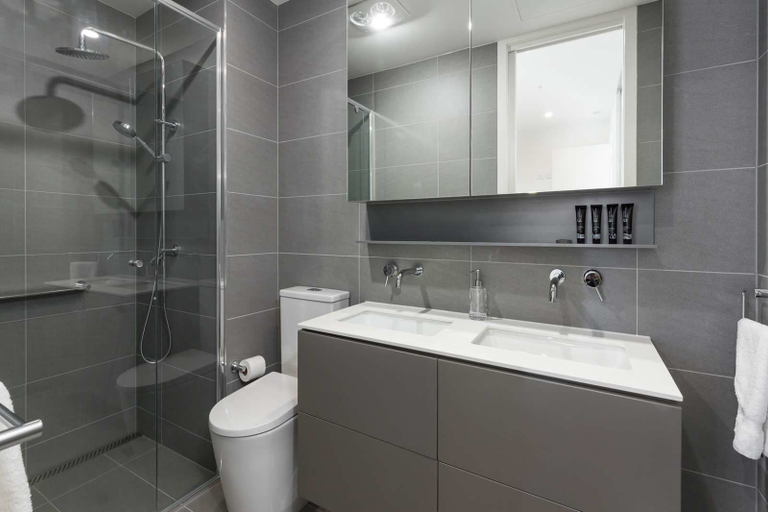 Bathroom, Ripponlea Village Panorama, Melbourne