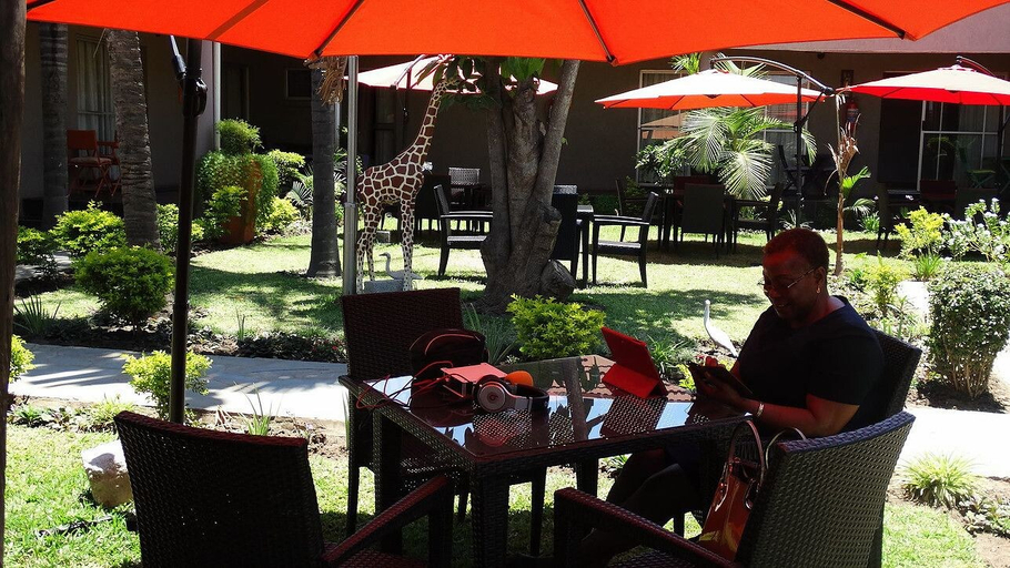 Food & Drinks 4, Nomads Court Lodge, Lusaka