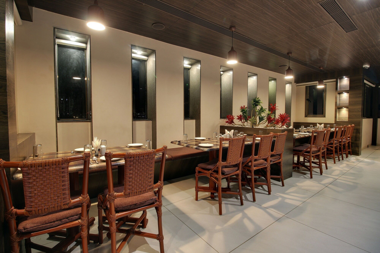 Food & Drinks 5, SVASTI Inn Jamnagar, Jamnagar