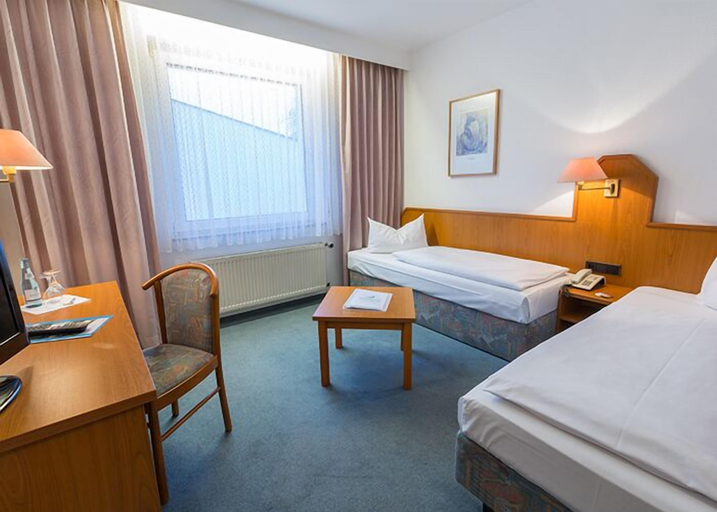 Bedroom 2, Hotel Zum Starenkasten GmbH, Braunschweig
