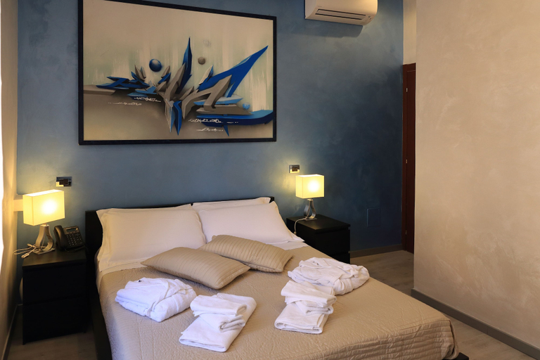Bedroom 4, Mirko Luxury Inn, Rome