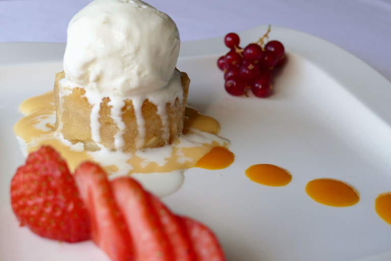 Food & Drinks 5, Nesbitt Arms Boutique Hotel