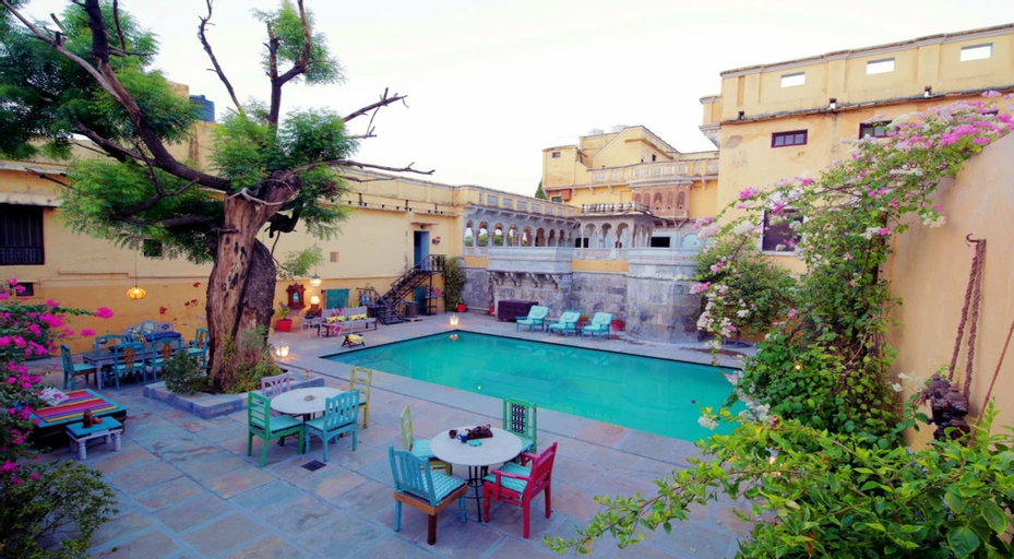 Hotel Ghanerao Castle Ranakpur, Pali