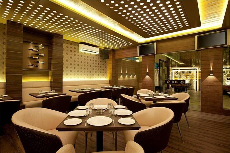 Food & Drinks 5, Hotel Plaza, Mumbai Suburban