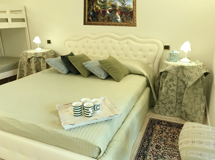 Bedroom 4, La cascata negli ulivi, Brescia